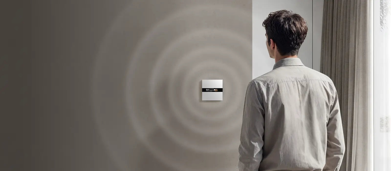 Aqara Display Switch V1 - Proximity Activation Enables Seamless Hands-free Control 1